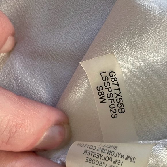 Karl Lagerfeld Black & White Embroidered Lace Sleeveless Button Down Blouse - Picture 9 of 9